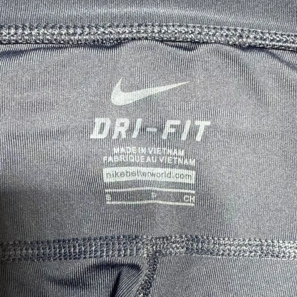 Nike Dri-Fit Workout Capri‎ Navy Legging Womens Size S